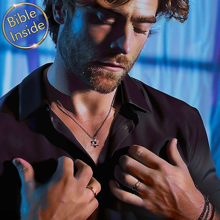 תליוני כסף לגברים עם כל 24 סיפרי התנ"ך | ננו תכשיטים