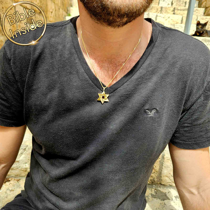 מתנה לגבר לפסח — שרשרת מגן דוד עם ננו תנ"ך במשלוח עד הבית