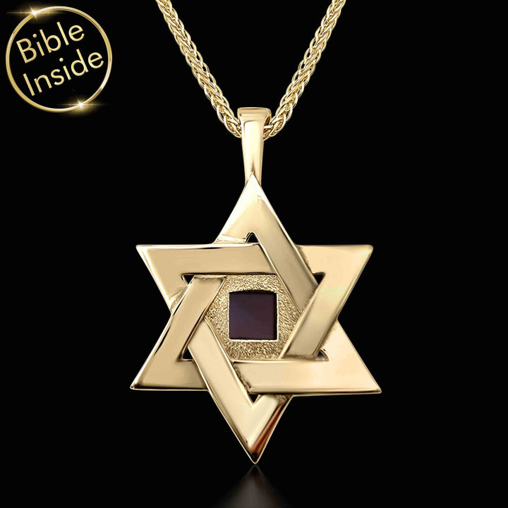 מתנה יוקרתית לגבר לפסח — תליון מגן דוד עם כל 24 ספרי התנ"ך