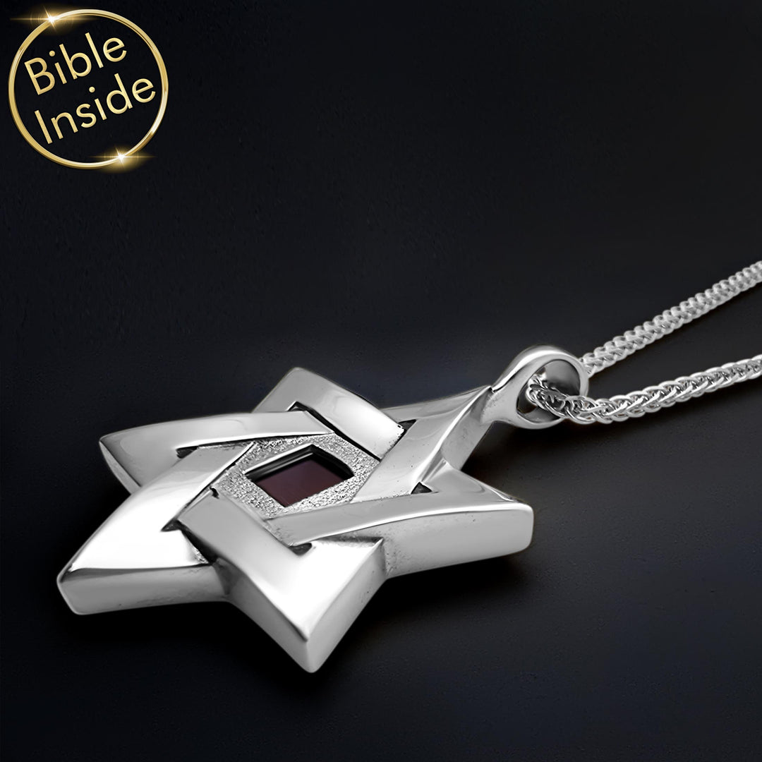 מתנה לגבר לפסח — תליון מגן דוד אלגנטי עם כתבי הקודש בפנים