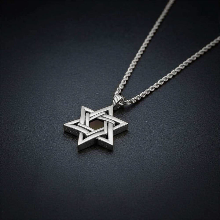 מתנות לשבת חתן בר מצווה - שרשרת מגן דוד עם ננו תנ"ך.