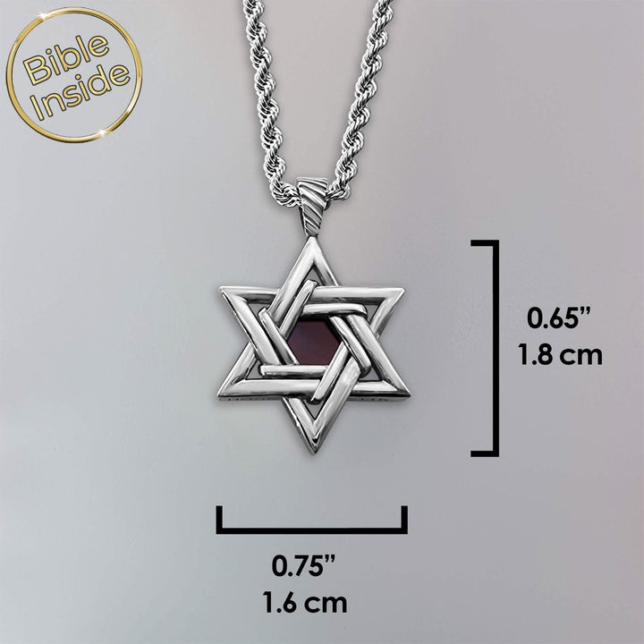 תכשיט כסף מיוחד לגברים עם מגן דוד וננו תנ"ך בפנים.