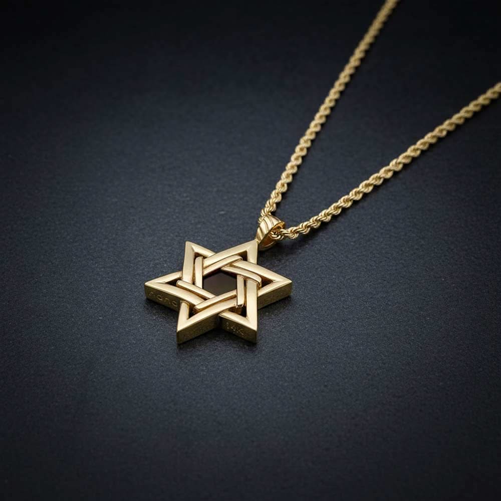 שרשרת עם משמעות יהודית – מגן דוד עם שבב ננו תנ"ך.