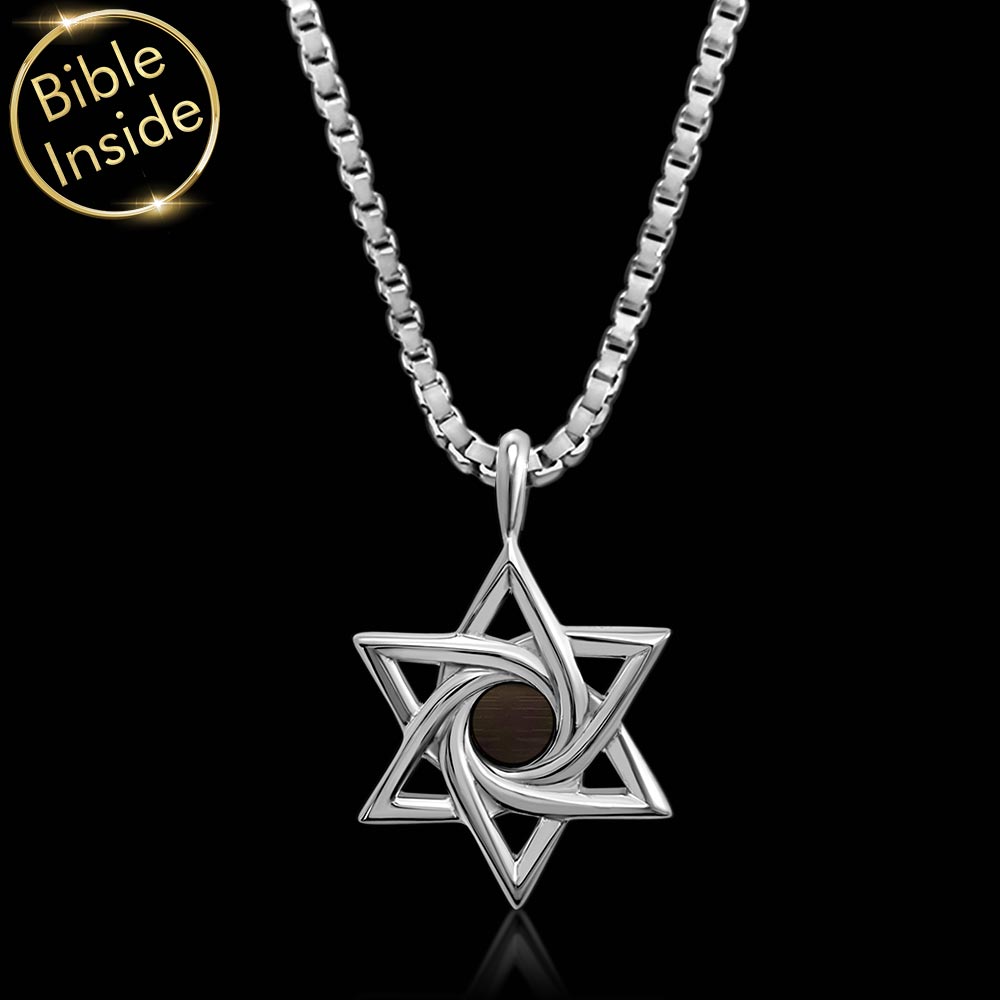 שרשרת מגן דוד עם ננו תנך מבית שלמא – מתנת בר מצווה עם משמעות ואחריות לשנתיים