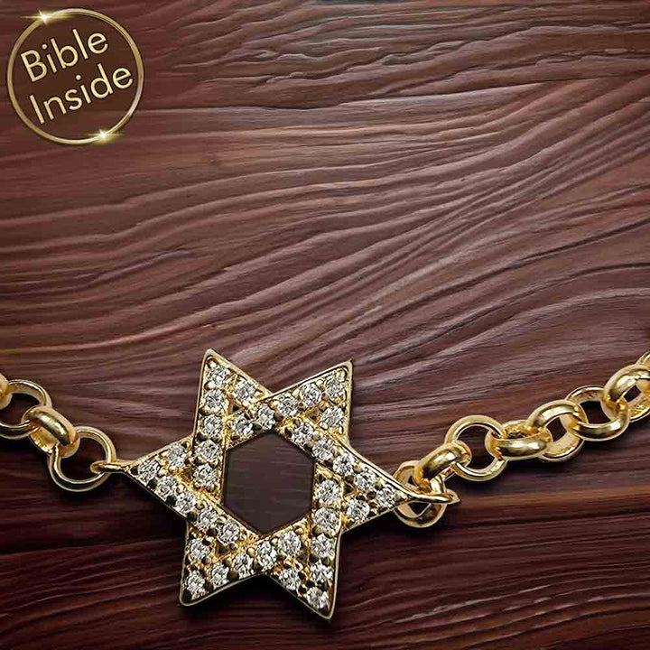 תכשיט לילדת בת מצווה צמיד זהב עם מגן דוד וננו תנ"ך