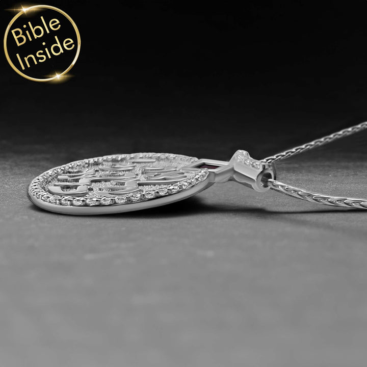 שרשרת לאישה עם תליון מטבע מרשים ופסוק אשת חיל - ננו תנ"ך בפנים- מתנה לטוב באב