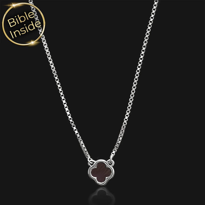 שרשרת תנך מזהב לבן עם תליון תלתן – ננו תכשיטים