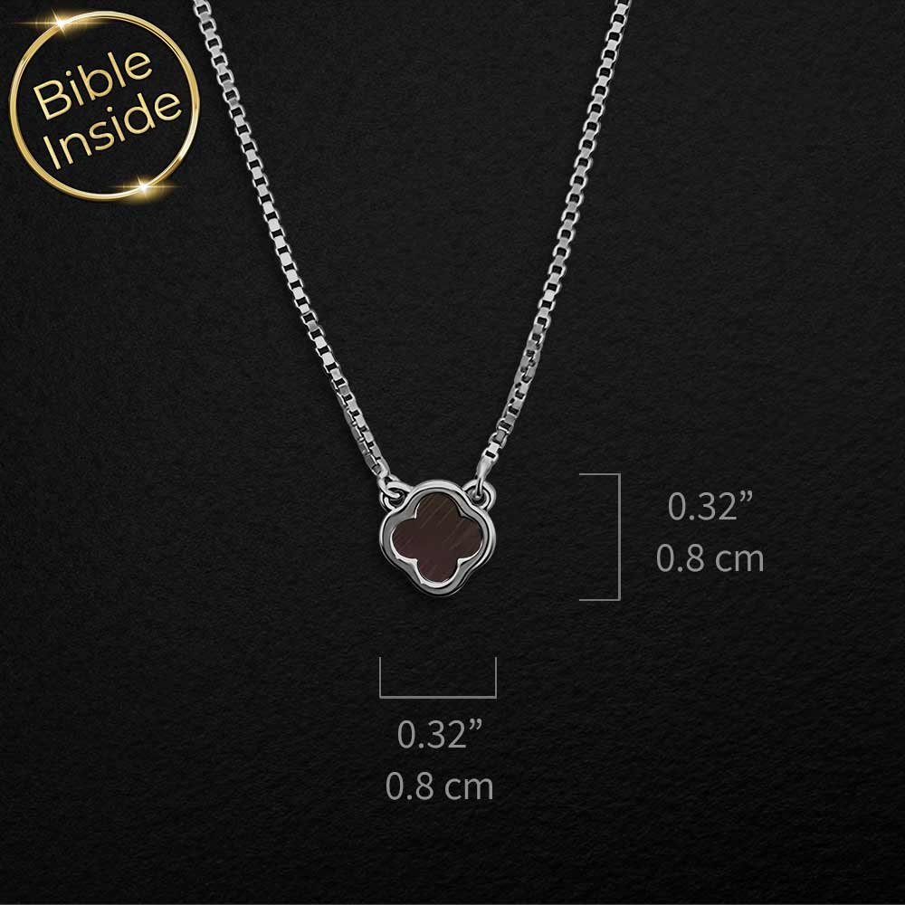 שרשרת מתנה לבת מצווה מסבא וסבתא בעיצוב תלתן עם ננו תנ"ך