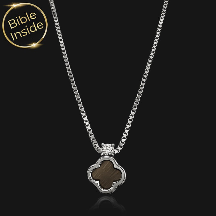 תכשיט לבת מצווה מסבא וסבתא — תליון תלתן עם כל 24 הספרים