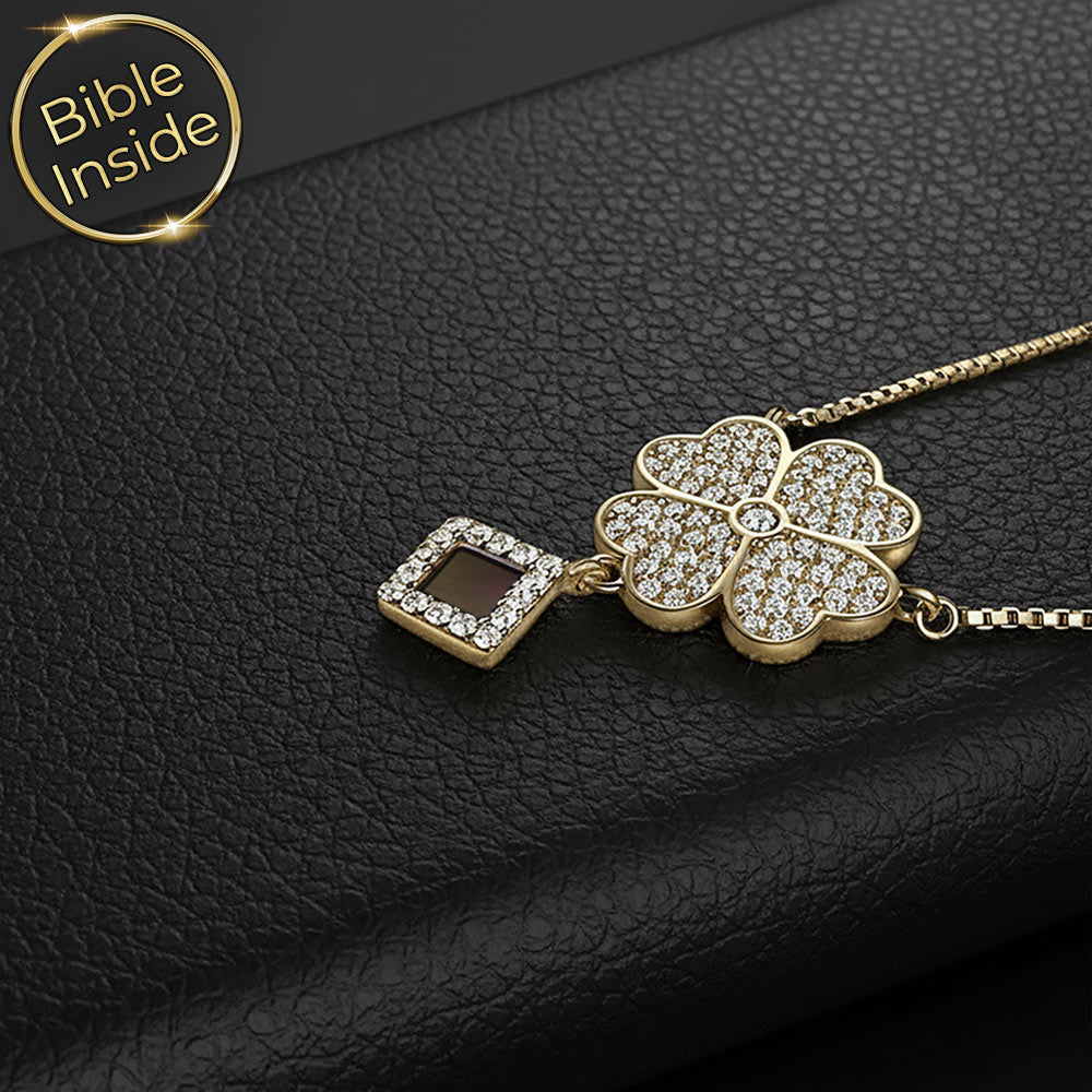 מתנה יוקרתית לפסח לחמה – שרשרת תלתן אלגנטית עם כל התנ"ך בזהב