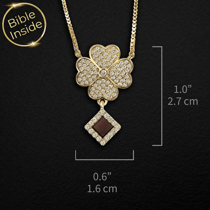 מתנות לחג הפסח לאישה – שרשרת תלתן עם זרקונים וננו תנ"ך