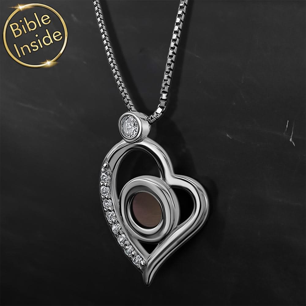 שרשראות ננו תנך מכסף לאישה - כל 24 סיפרי התנ"ך בתכשיט | ננו תכשיטים