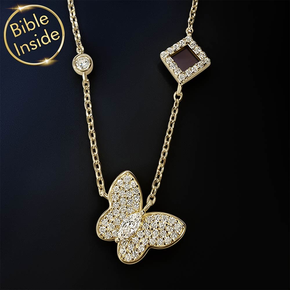 תליון פרפר עדין לבת מצווה דתית עם כל ספרי הקודש קרוב ללב