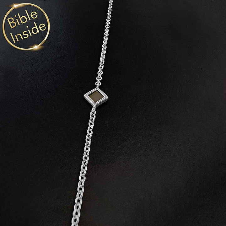 תכשיט לבת מצווה מההורים – צמיד מעוין משובץ ננו תנ"ך