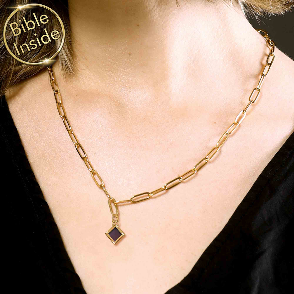 מתנה לחג הפסח לאישה - שרשרת מודרנית עם תליון ננו תנ"ך