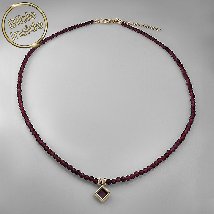 שרשרת לבת מצווה מההורים – חרוזי גרנט בורדו עם כל ספר הספרים