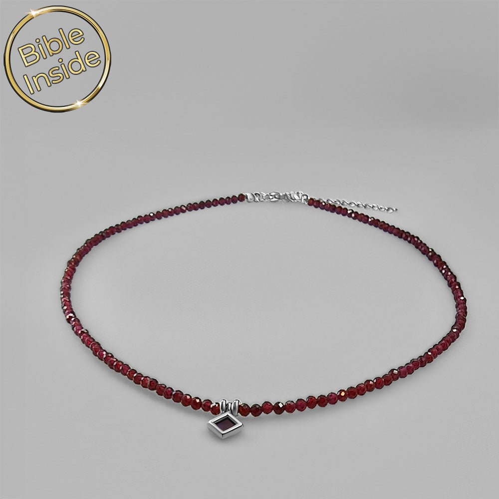 שרשרת חרוזים עם תליון ננו תנ"ך כתכשיט מתנה לבת מצווה