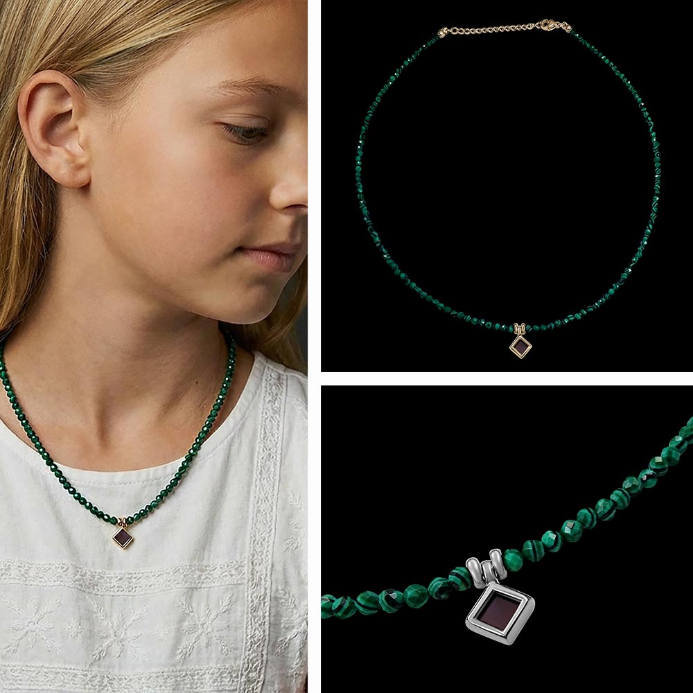 שרשרת בת מצווה – חרוזי מלכיט עם כל 24 ספרי התנ"ך מבית שלמא