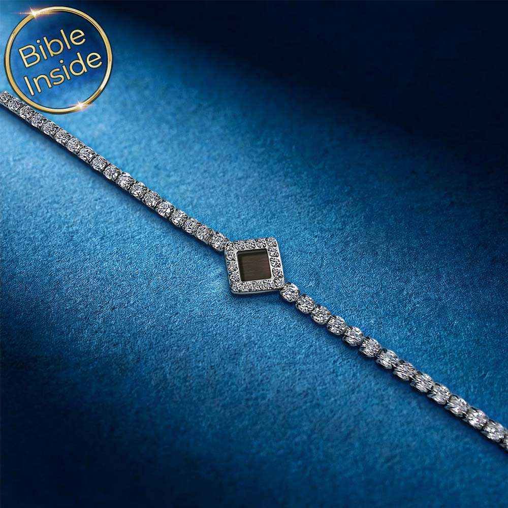 צמיד עם כל התנך בעיצוב טניס מעודן עם אבנים קטנות
