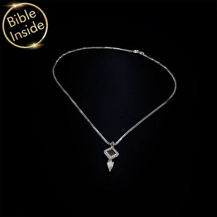 תכשיטים מעוצבים מכסף לאישה עם ננו תנ"ך