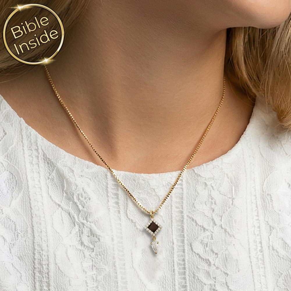 רעיון למתנה לבת מצווה תליון מעוין נוצץ עם ננו תנ"ך בפנים מבית שלמא