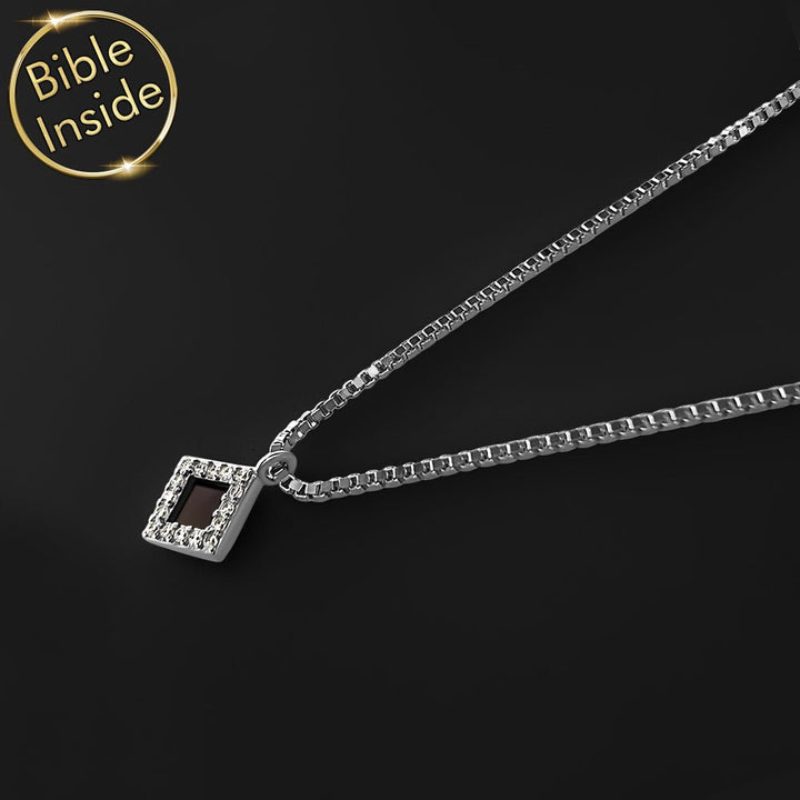 שרשרת זהב מתנה לבת מצווה – תליון שלמא מעוין עם ננו תנ"ך