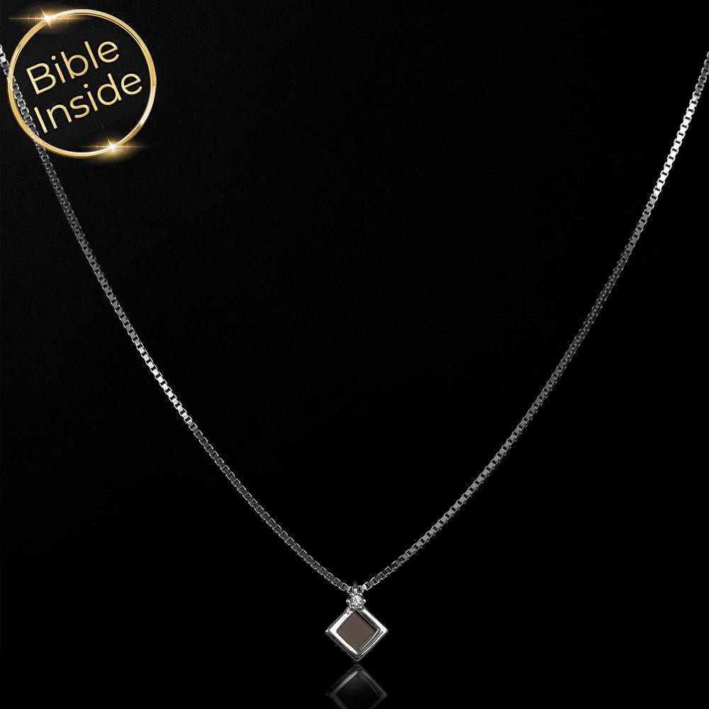 תליון לבת מצווה זהב לבן - מעוין עם זירקון וכל 24 ספרי התנך