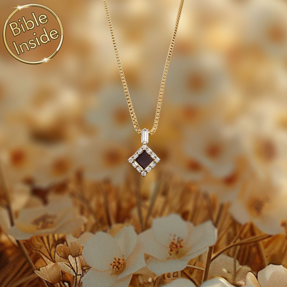 תליונים לבת מצווה זהב עם התנ"ך כולו משובץ