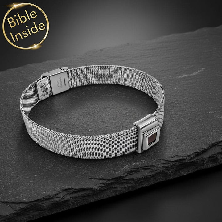 צמיד עם ספר תורה | 24 סיפרי התנ"ך בחריטה | ננו תכשיטים