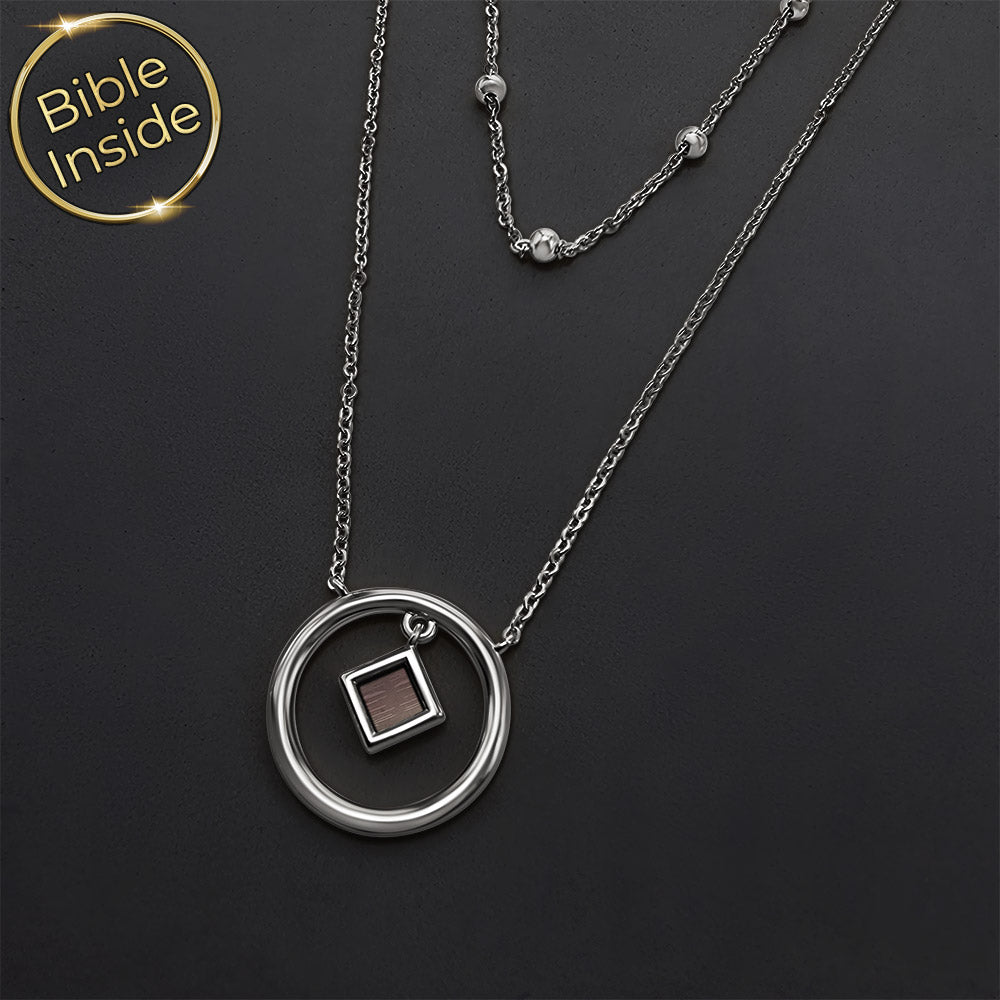 תליוני ספר תורה – תליון כסף מעגלי וריבוע קטן לנשים רוחניות