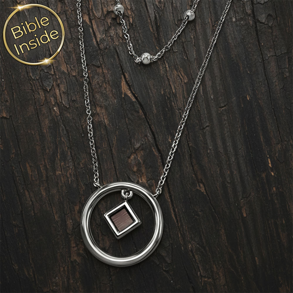 תליוני תנך לנשים – חישוק עגול על שרשרת עדינה עם שבב נסתר